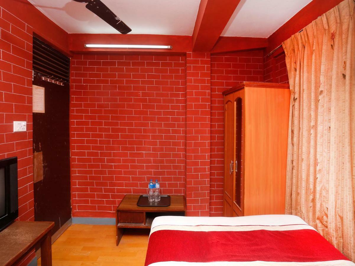 Thapathali Spot On 497 Hotel Potala מראה חיצוני תמונה